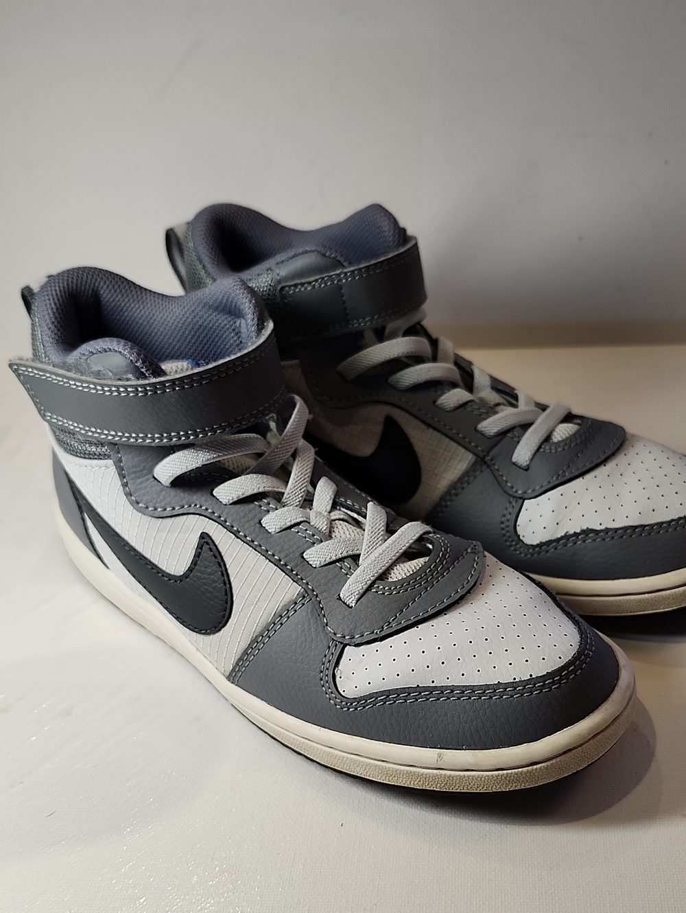 Nike Kids Gray and White High-Top Sneakers with Black Swoosh 3y-size